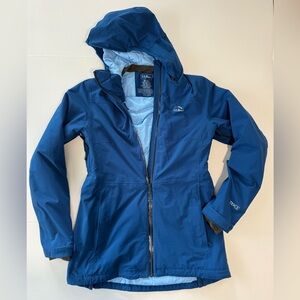 L.L. Bean Women's Waterproof PrimaLoft Jacket (001)